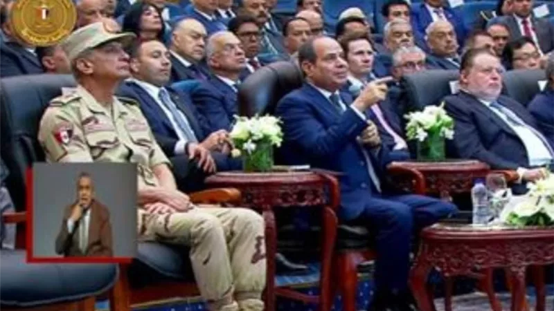 الرئيس: البلاد لا تُبنى بتوجيهات المنفذين وإنما بدعم الحكومة ومتابعة المشروعات عن كثب