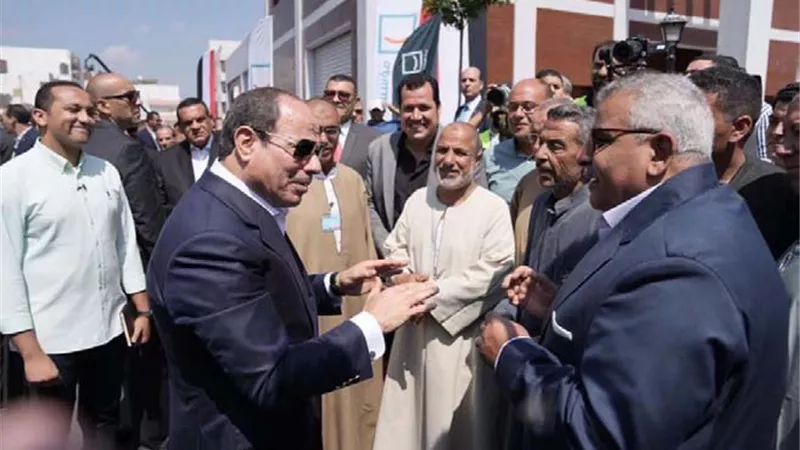زيارة الرئيس للبحيرة والإسكندرية..جبرت بخاطر الأسر الأكثر احتياجا