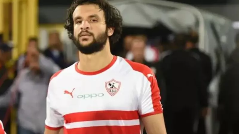 محمود علاء ينتظر رد الزمالك لحسم عودته