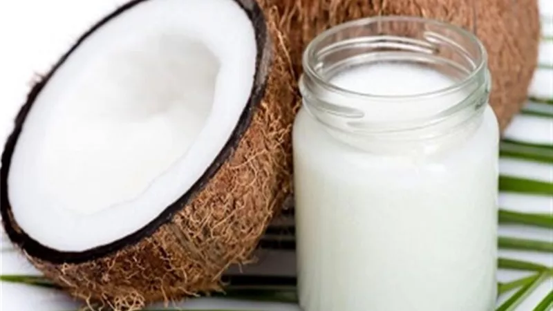 4 طرق طبيعية للتخلص من تقصف الشعر