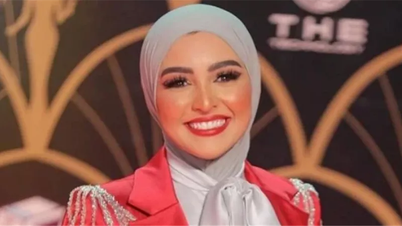 هلا رشدي بعد توقفها عن الغناء: بحبكم يا سر السعادة