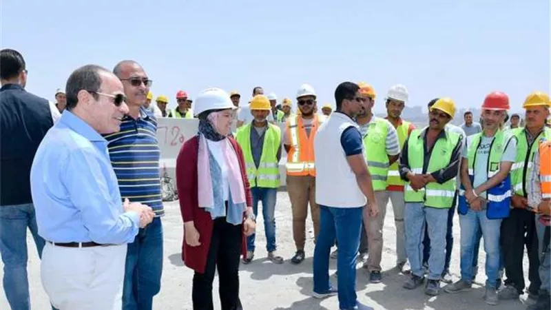 السيسى عن المحاور والطرق الجديدة فى مصر : نهدف لتغيير حياة الناس للأفضل