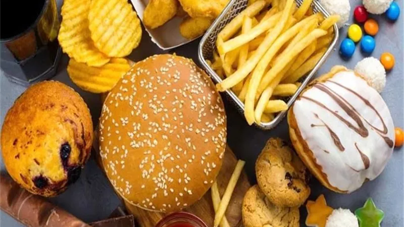 8 اطعمة تهدد فقدانكم للوزن الزائد