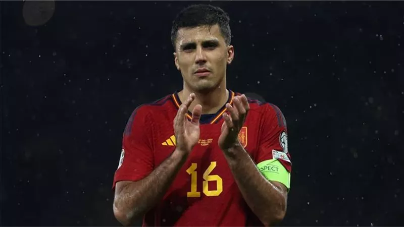 رودري : إسبانيا أمامها فرصة فريدة للفوز يلقب دوري الأمم الأوروبية