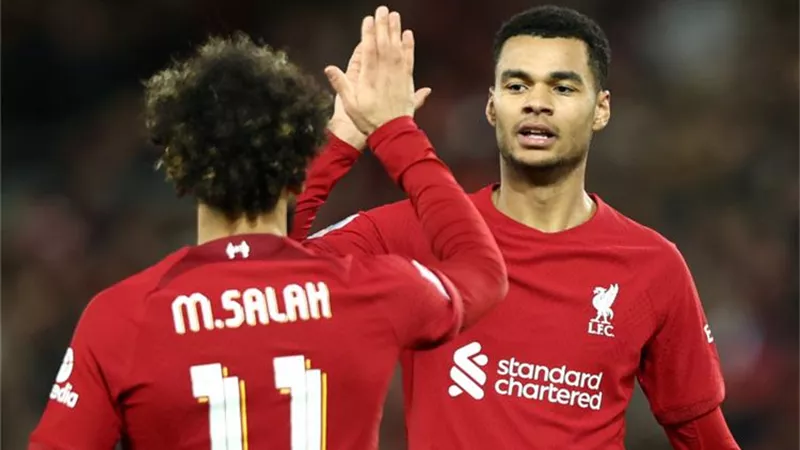 جاكبو : محمد صلاح هو القائد الحقيقي لهجوم ليفربول