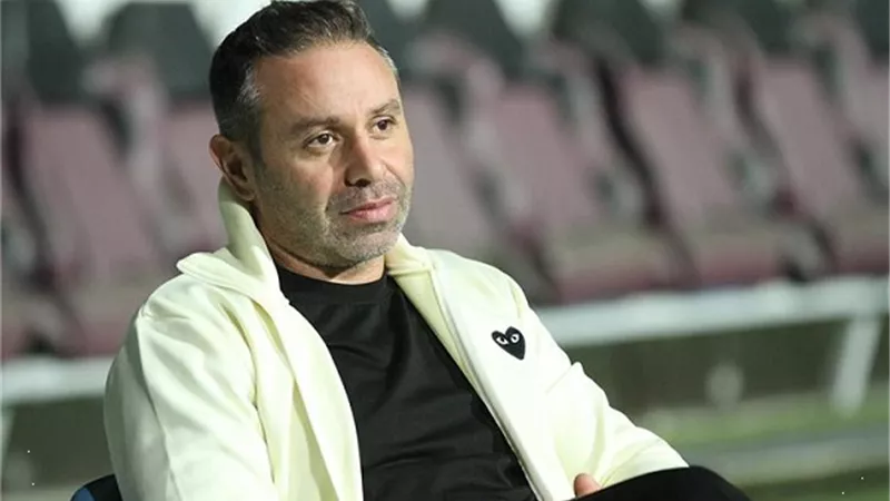حازم إمام: الزمالك يحتاج الى 4 صفقات لتدعيم الفريق