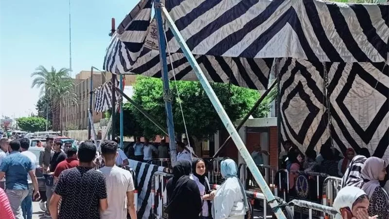 تباين آراء طلاب الثانوية ببنى سويف حول امتحان اللغه العربية