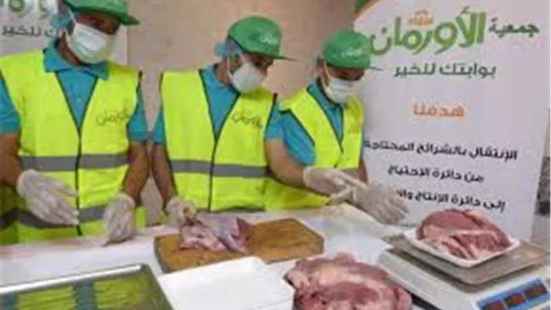 توزيع لحوم على 4850 أسرة مجاناضمن الأسر الأولى بالرعاية بقري