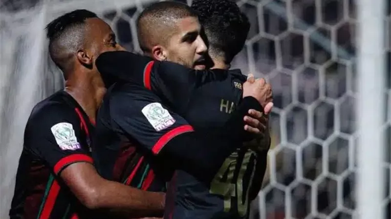 الزعيم يتربص للرجاء المغربي لحصد اللقب الـ 13 في تاريخه
