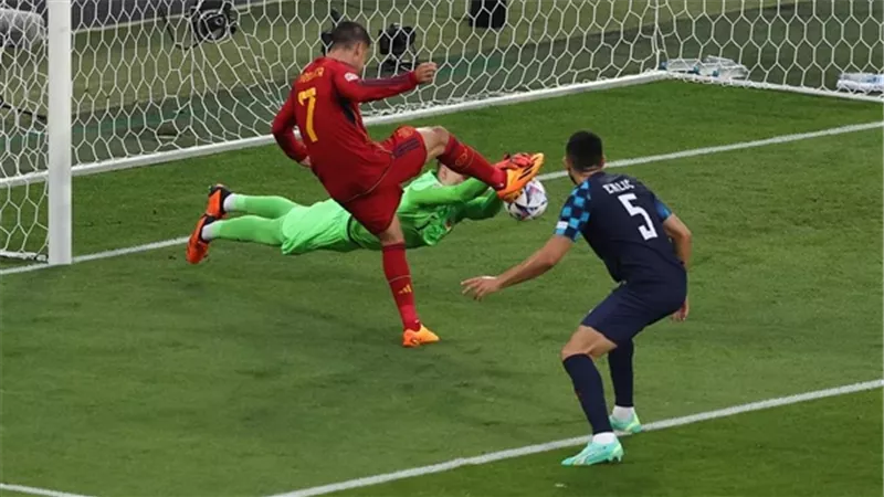 إسبانيا يتوج بطلاً لدوري الأمم الأوروبية على حساب كرواتيا