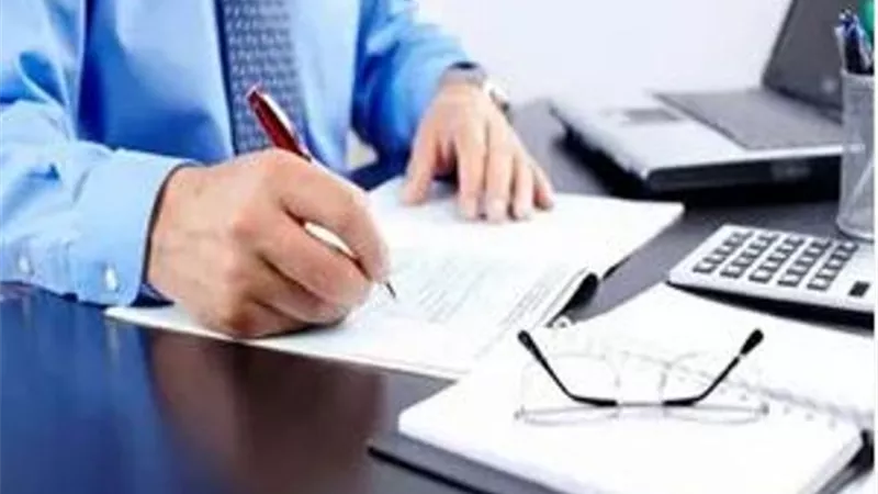 4 حالات يحق لهم تخفيف ساعات العمل فى القانون الجديد