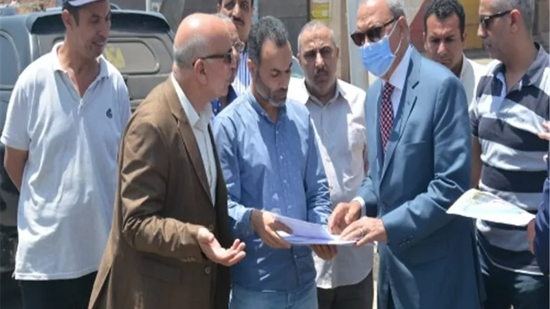 محافظ القليوبية يقوم بمعاينة عدد 