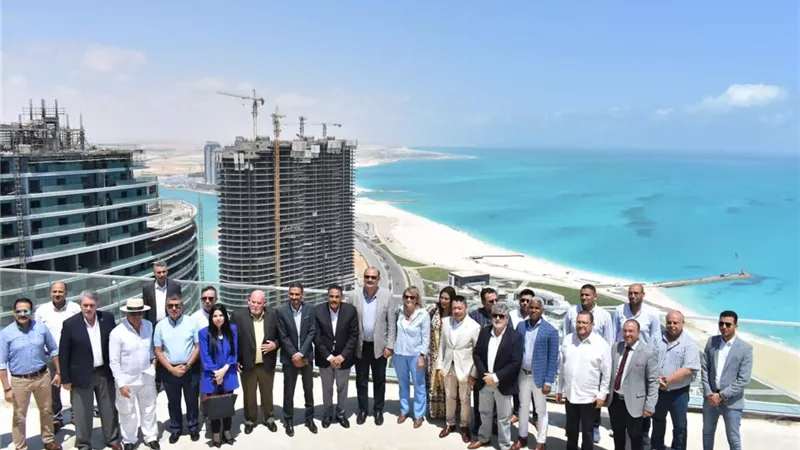 الإسكان: وفدٌ من سفراء أمريكا اللاتينية يزورمدينة العلمين الجديدة