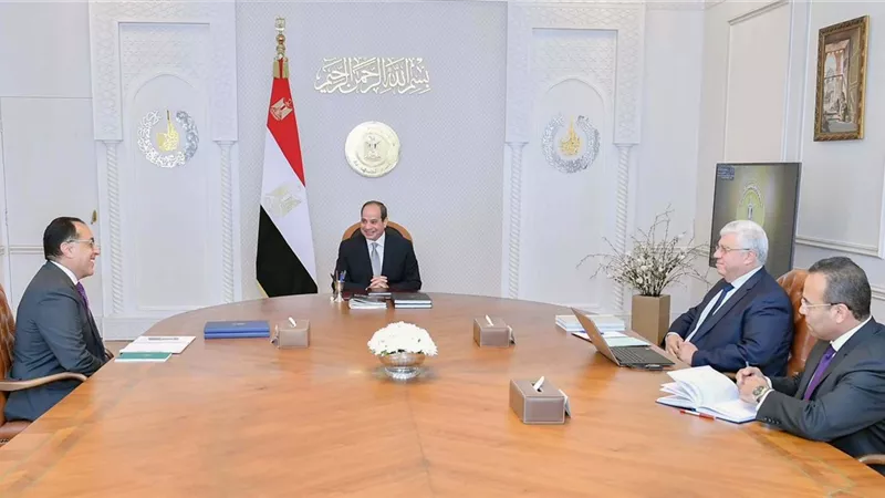 الرئيس السيسي يعقد اجتماعا لمتابعة تنفيذ الإستراتيجية الوطنية للتعليم العالي والبحث العلمي