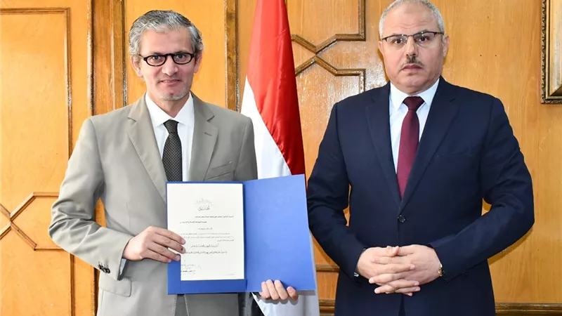 الدكتور محمد سرحان عميدا لكلية العلاج الطبيعي بجامعة القناة