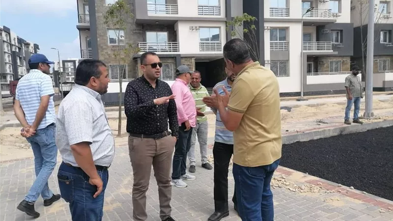رئيس الجهاز يتابع معدلات تنفيذ مشروعات الاسكان الفاخر 