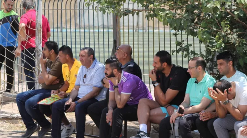 الطرق والكباري يفوز بكأس بطولة كرة القدم للشركات بالقاهرة الكبري