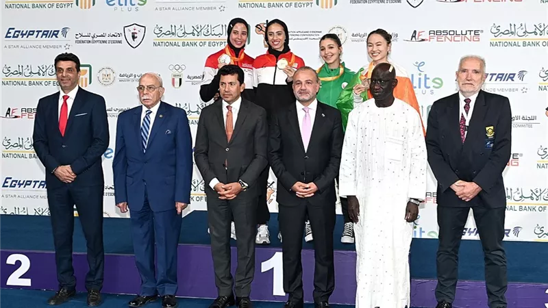 مصر تتوج بـ 5 ميداليات فى اليوم الأول من بطولة إفريقيا للسلاح