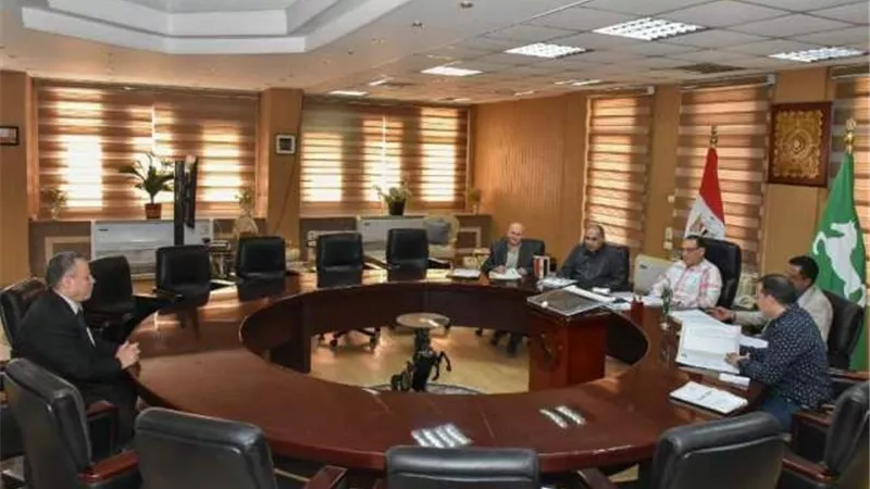 محافظ الشرقية:تعيين قيادات بالتعليم والتنظيم والإدارة والشباب