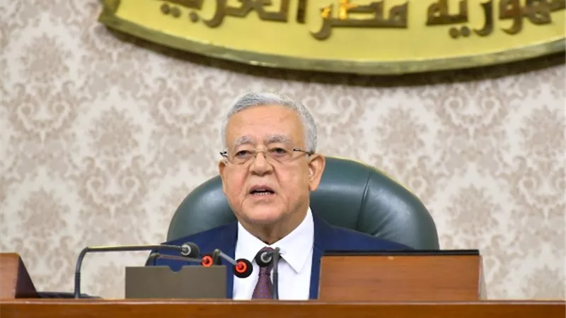 ابرزهم لجوء الاجانب.. رئيس البرلمان يحيل قانونين للجان النوعية