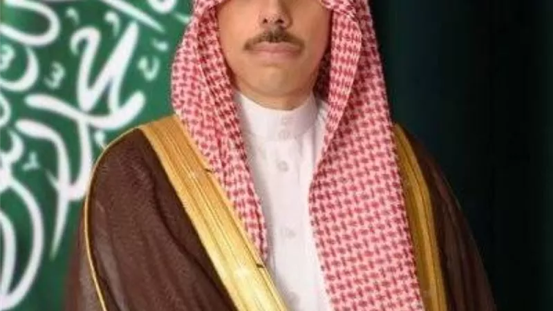 وزير الخارجية السعودي والبرهان يبحثان هاتفيا مستجدات الأوضاع