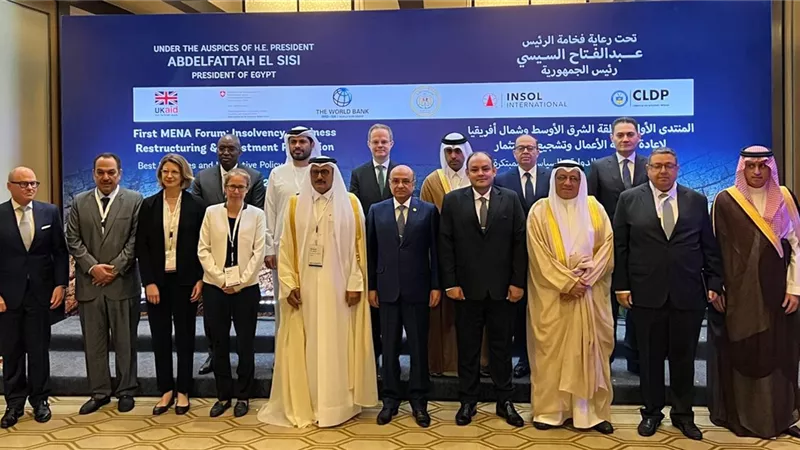 وزير العدل يؤكد عزم الدولة المصرية على تعظيم الاستثمار