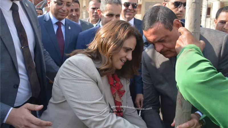 أمنة يشهد أول تجربة للري بالطاقة الشمسية وتشغيل تطبيق فرزاوى