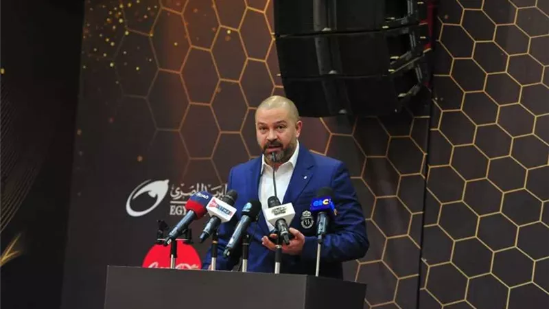 دياب: نسعي لحل أزمات الأندية الشعبية