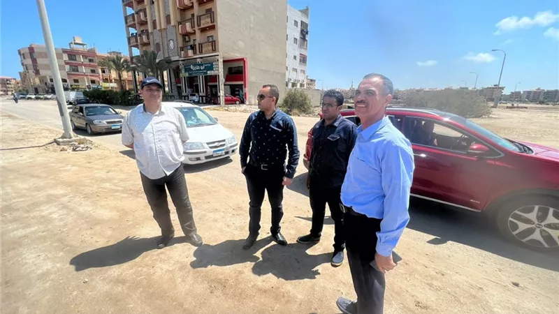 جهاز دمياط الجديدة يوجه بالبدء فى تنفيذ سوق حضارى للباعة الجائلين