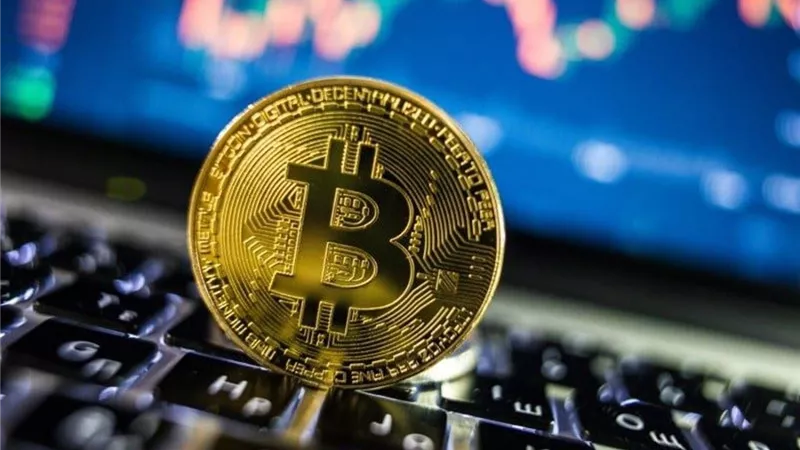 قفزة في العملات الرقمية.. البيتكوين يقترب من 29 ألف دولار
