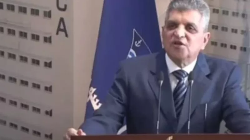 الفريق أسامة ربيع: قناة السويس ليست للإيجار وملك لكل المصريين