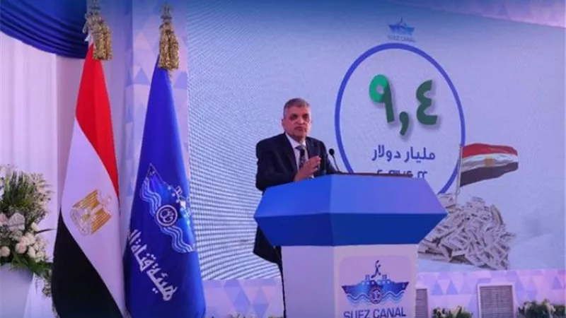 ربيع:قناة السويس تحقق أعلى إيراد سنوي في تاريخها خلال 2022/2023