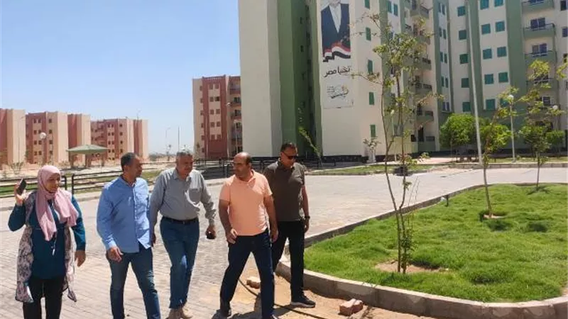 رئيس جهاز سوهاج الجديدة يكشف عن أحدث مشروعات الزراعة والطرق /صور
