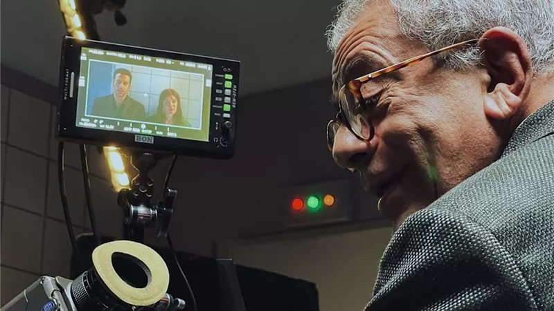 القاهرة السينمائي يمنح يسري نصر الله جائزة الهرم الذهبي التقديرية
