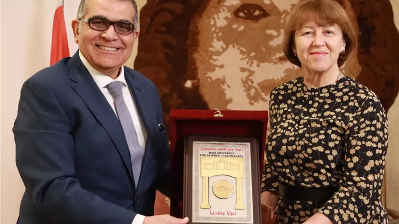 جامعة مصر للعلوم والتكنولوجيا توقع مذكرة تفاهم مع المركز الثقافي البريطانى فى مجال الامتحانات الدولية وتسجيل امتحانات IELTS