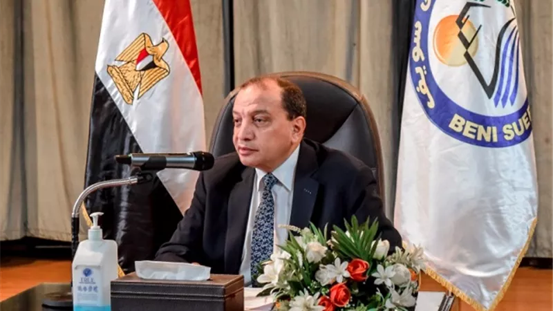 مجلس جامعة بني سويف يوافق على عقد 3 دورات تدريبية بكلية الآداب