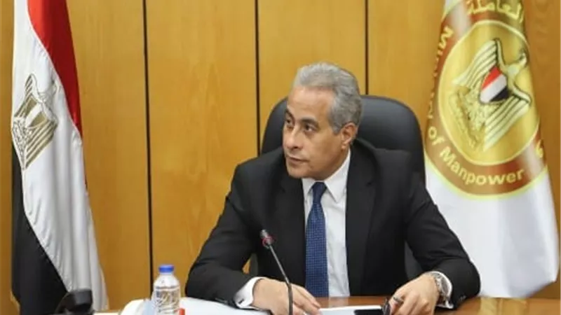 شحاتة:ربط العملية التدريبية بإحتياجات سوق العمل على رأس أولوياتنا