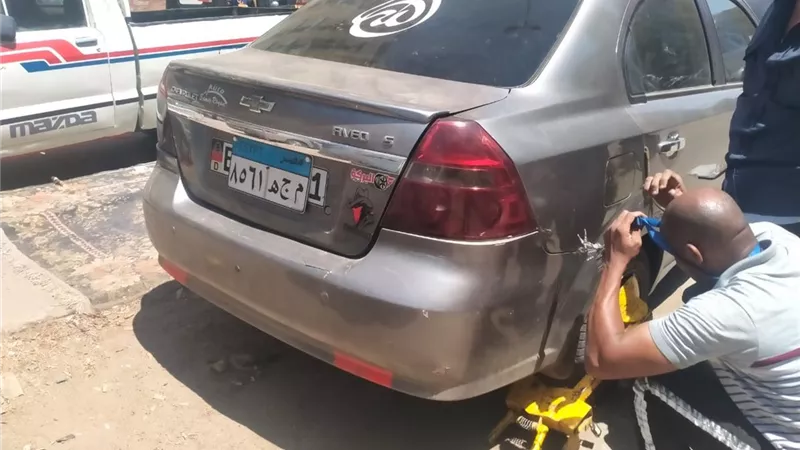 كلبشة ٣٠ سيارة ومصادرة ٣٥ توكتوك بامبابة ..صور
