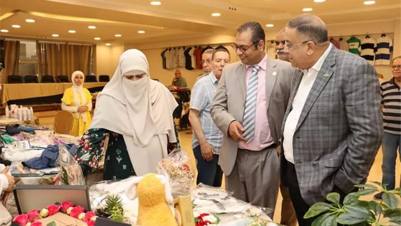 افتتاح معرض ملابس العيد بنقابة المهندسين بالمنوفية