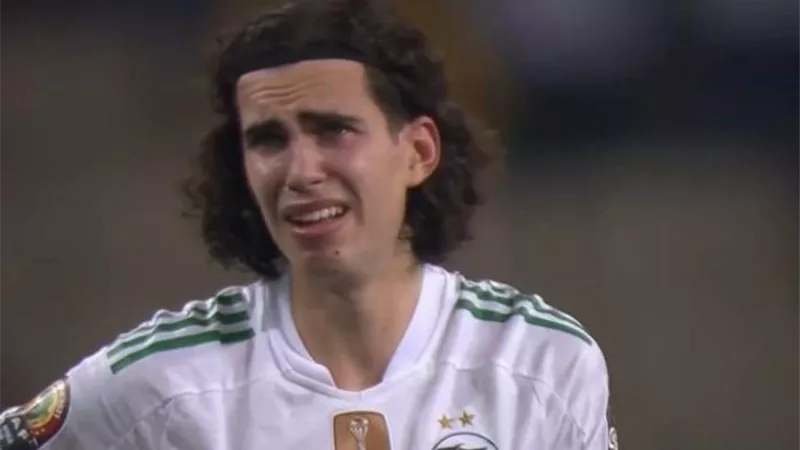رسميا .. فينورد الهولندى يعلن تعاقده مع الجزائرى رامز زروقى