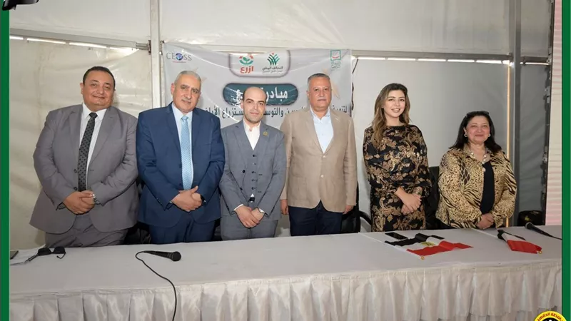 السكرتير العام للدقهلية يدشن المرحلة الثانية بمبادرة 