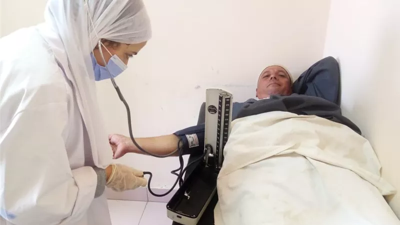 الكشف على 1545 مريضاً بقرية موسى العربي ببلقاس
