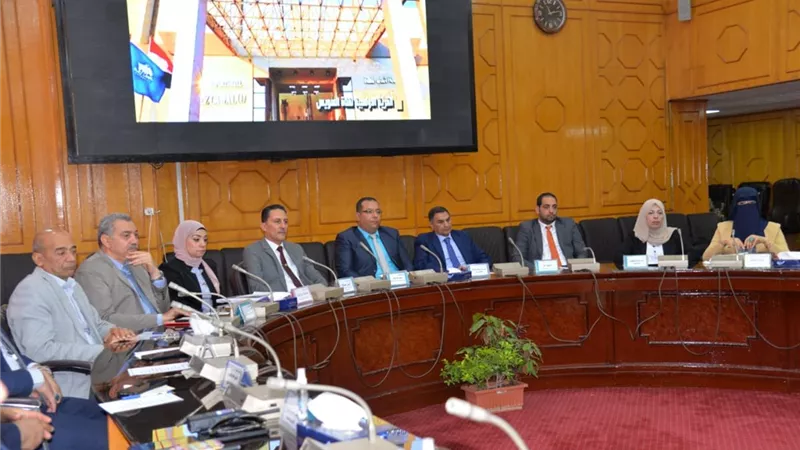لجنة التنمية المحلية بالنواب تستعرض مشروعات الإسماعيلية..صور