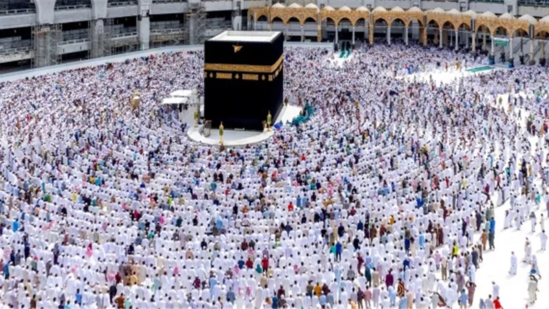 كيف يحافظ مريض الكلى على صحته خلال فترة الحج؟ الصحة تجيب
