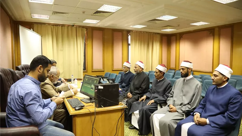 البحوث الإسلامية يبدأ المقابلات الشخصية لاختيار مبعوثي الازهر