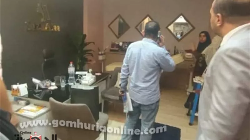 ضبط سيدة لانتحالها صفة طبيبة وإدارة مركز تجميل شهير في قنا