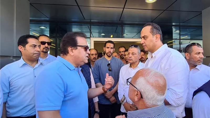 وزير الصحة يتفقد مستشفى السلام بورسعيد تمهيداً لافتتاحها