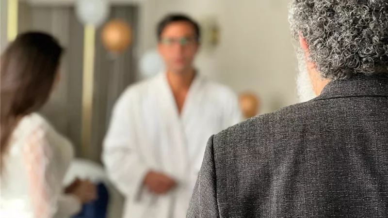 محمد إمام يشوق جمهورة بصورة من فيلم 