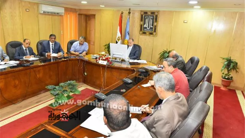 محافظ أسيوط يطمئن رئيس الوزراء على الاستعداد لاستقبال عيد الاضحى