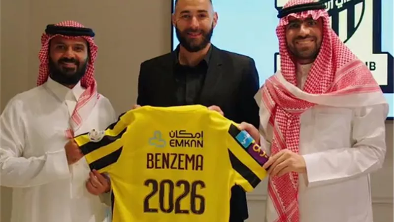 نيويورك تايمز تكشف مفاجأة في رحيل بنزيما عن ريال مدريد